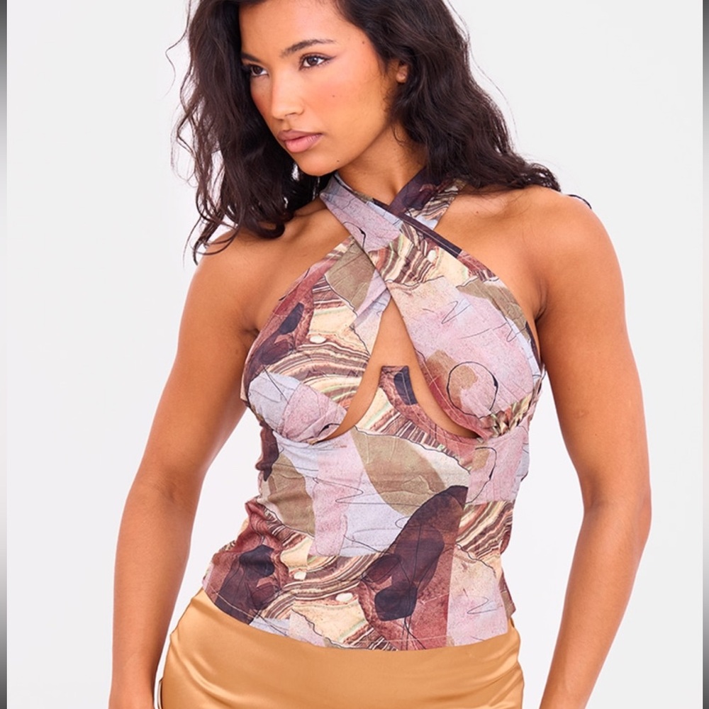 NWT: PrettyLittleThing Underbust Halterneck Cross Over Zip Corset | Beige | S: 4